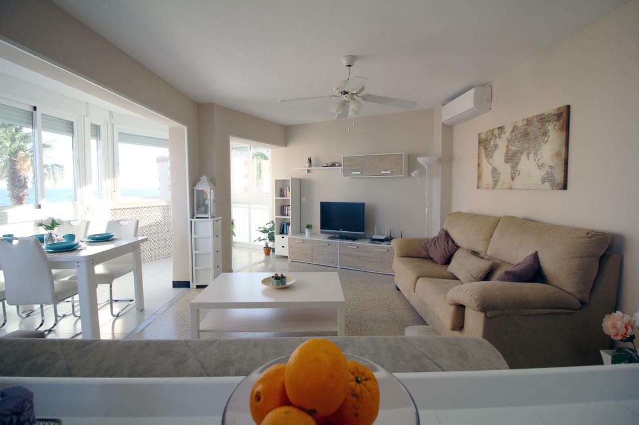 Beach Apartment El Faro Torrox Ngoại thất bức ảnh