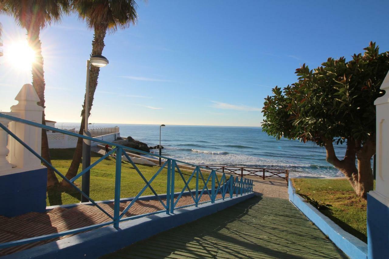 Beach Apartment El Faro Torrox Ngoại thất bức ảnh